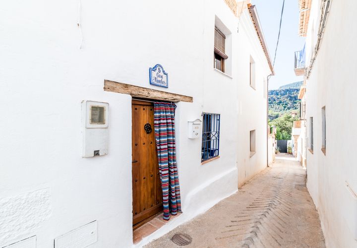 Landsbyhus i Albunuelas, Granada, Albunuelas - € 85.000 | Ref: LVA988 - foto 1