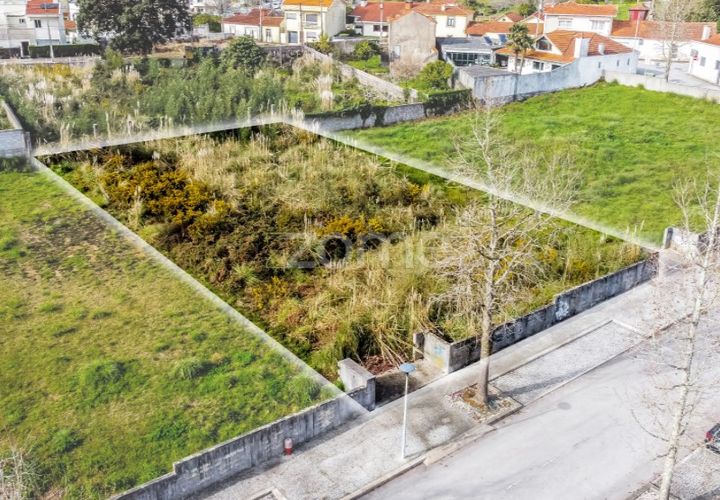 Terra a Grijo, Porto, Grijo - € 150.000 | Ref: ZMPT584196 - foto 1