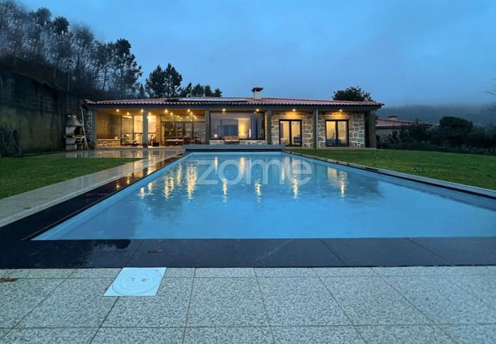 Villa i Vila Verde, Braga, Vila Verde - € 450.000 | Ref: ZMPT585746 - foto 1