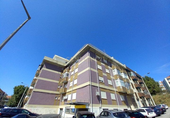 Lejlighed i Almada, Setubal, Almada - € 330.000 | Ref: C0483-01745 - foto 1