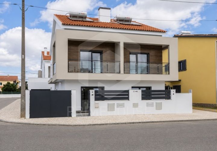 Villa i Quinta do Conde, Setubal, Quinta do Conde - € 450.000 | Ref: PH3539 - foto 1