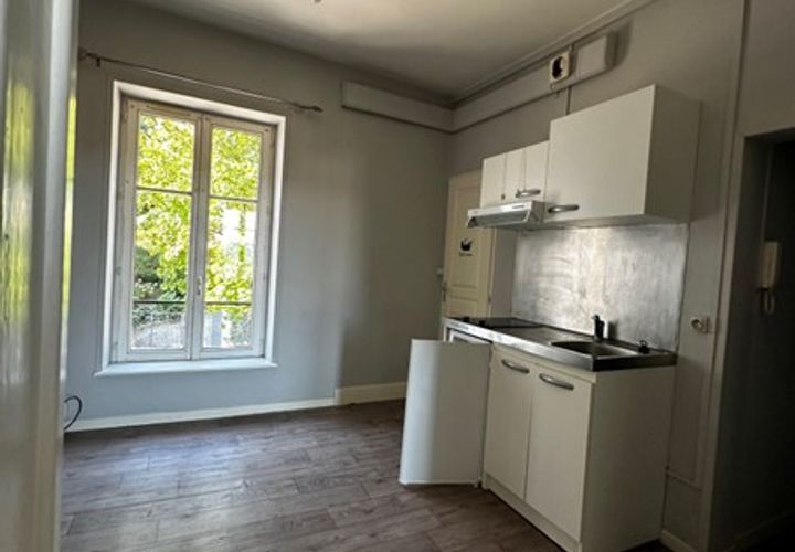 Estudi a Nancy, Meurthe-et-Moselle, Nancy - € 445/mes | Ref: 2705 - foto 1