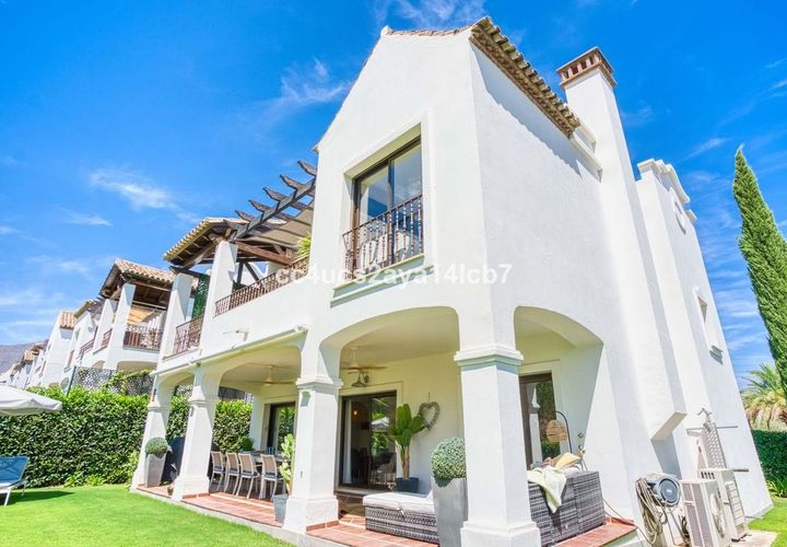 Villa a Estepona, Malaga, Estepona - € 945.000 | Ref: SMSE0781 - foto 1