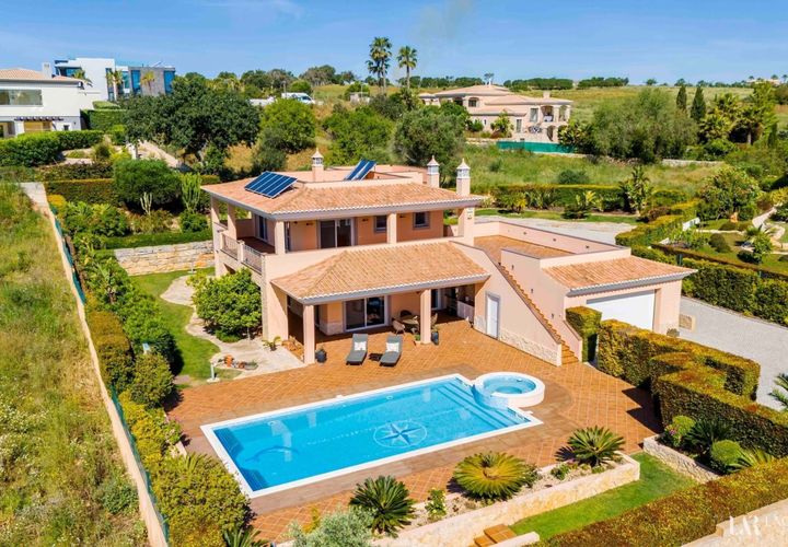 Villa i Lagos, Faro, Lagos - € 1.625.000 | Ref: VA044B - foto 1