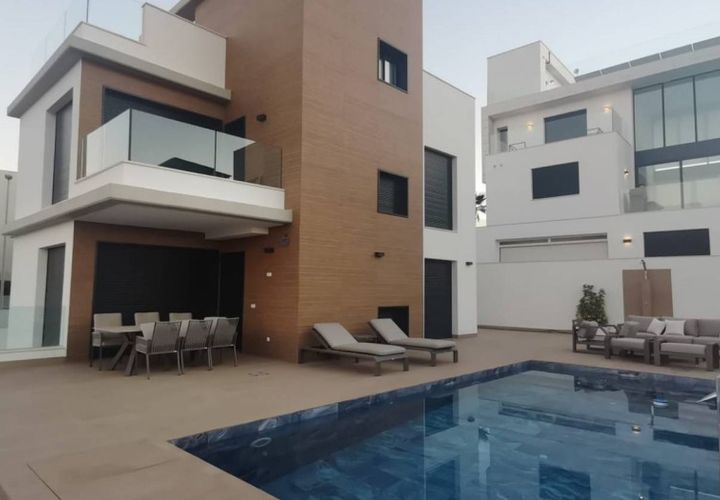 Villa a Orihuela, Alicante, Orihuela - € 1.780.000 | Ref: DLS0595 - foto 1
