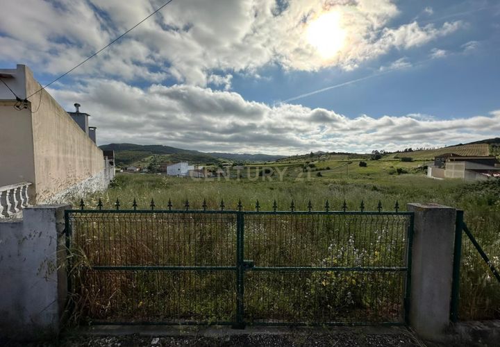 Helårsgrund i Azambuja, Lisbon, Azambuja - € 120.000 | Ref: C0468-00488 - foto 1