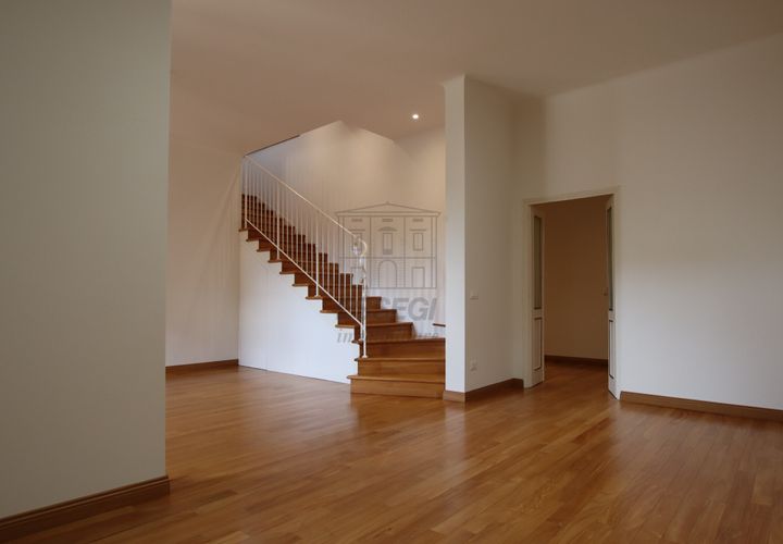 Apartament a Lucca, Lucca, Lucca - € 2.200/mes | Ref: AF03794 - foto 1