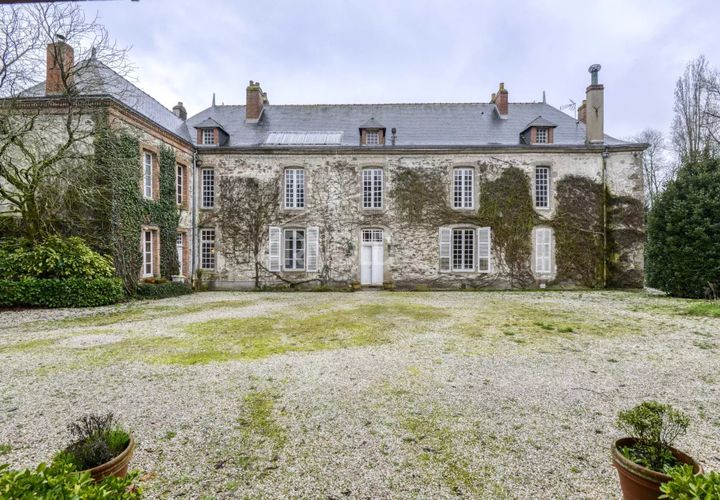 Villa a Cholet, Maine-et-Loire, Cholet - € 1.456.000 | Ref: 86796672 - foto 1
