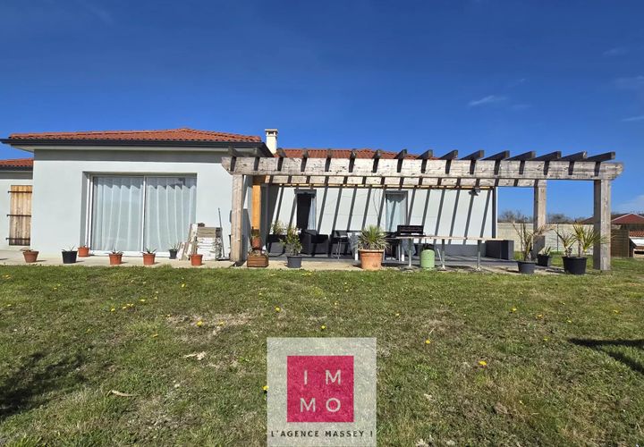 Villa a Tarbes, Hautes-Pyrenees, Tarbes - € 262.000 | Ref: 772 - foto 1