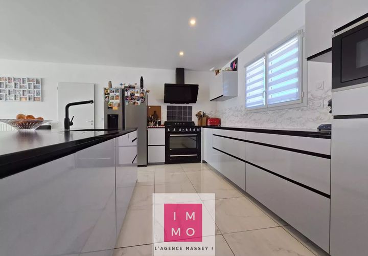 Villa i Tarbes, Hautes-Pyrenees, Tarbes - € 262.000 | Ref: 772 - foto 1