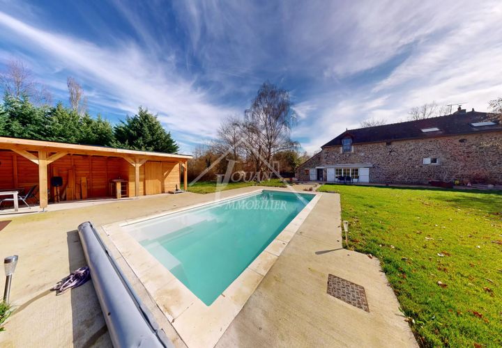 Villa a Gannat, Allier, Gannat - € 395.000 | Ref: G1100B - foto 1