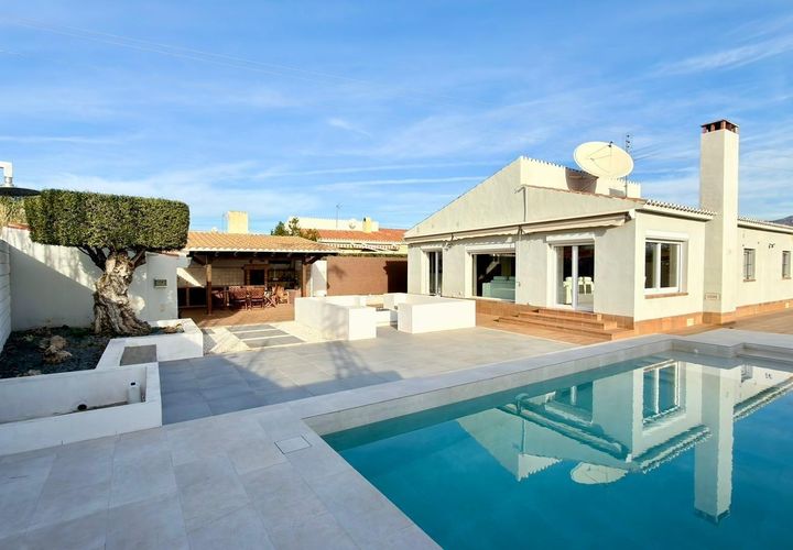 Villa a El Campello, Alicante, El Campello - € 975.000 | Ref: F1309/6084 - foto 1