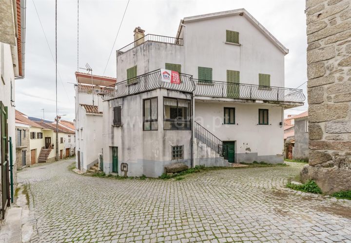 Landsbyhus i Sabugal, Guarda, Sabugal - € 75.000 | Ref: 111260044 - foto 1