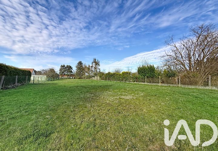 Terra a Les Montils, Loir-et-Cher, Les Montils - € 117.000 | Ref: 46475 - foto 1