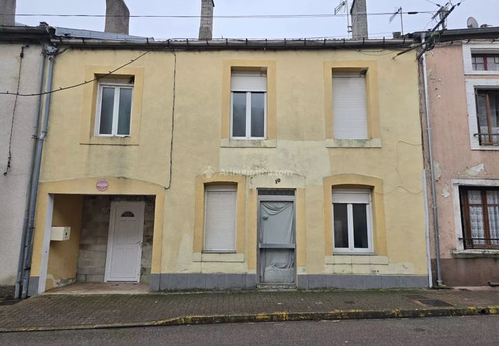 Byhus i Bourbonne-les-Bains, Haute-Marne, Bourbonne-les-Bains - € 60.000 | Ref: 85668070 - foto 1