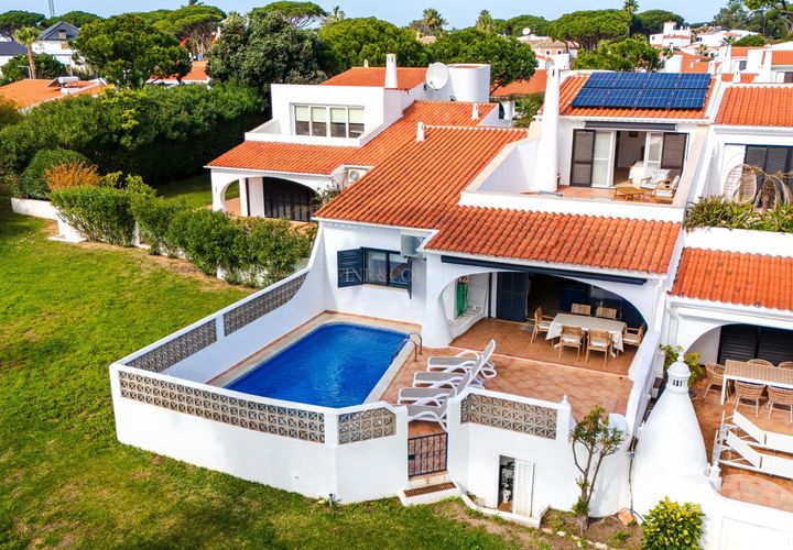 Villa a Almancil, Faro, Almancil - € 1.300.000 | Ref: FC642GTZ - foto 1