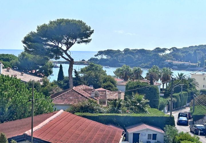 Villa i Antibes, Alpes-Maritimes, Antibes - € 1.990.000 | Ref: HH-16092287 - foto 1
