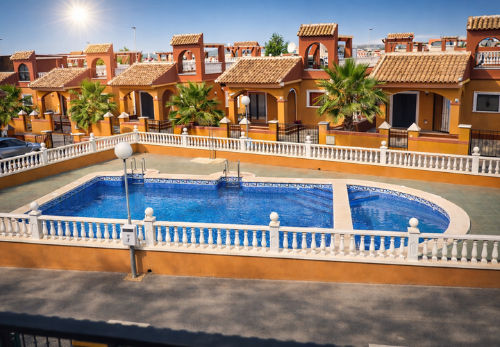 Villa a Torrevieja, Alicante, Torrevieja - € 239.000 | Ref: ks5086 - foto 1