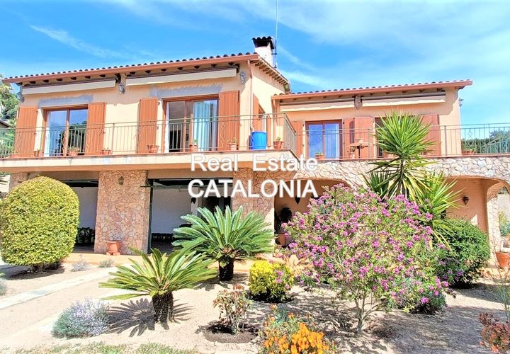 Villa i Lloret De Mar, Gerona, Lloret De Mar - € 648.000 | Ref: VC-4068 - foto 1