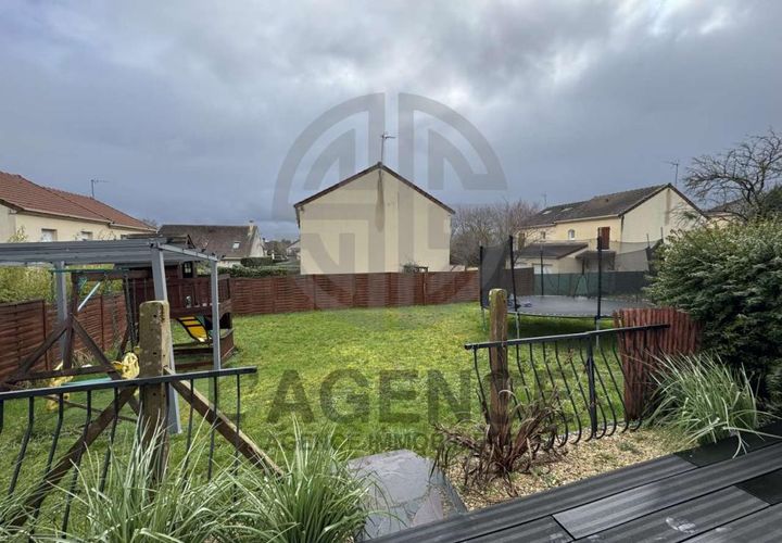 Villa a Coubron, Seine-Saint-Denis, Coubron - € 499.000 | Ref: 1763A - foto 1