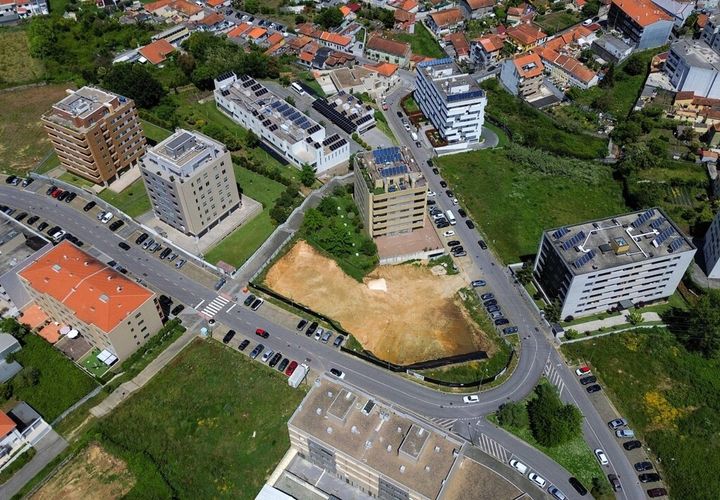 Lejlighed i Oliveira do Douro, Porto, Oliveira do Douro - € 336.000 | Ref: SF-SAFTI:007813 - foto 1