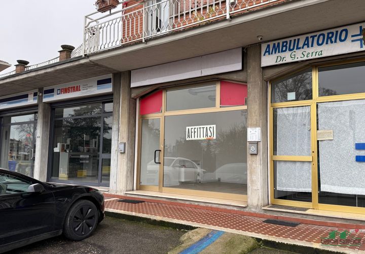 L'establiment comercial a Noceto, Parma, Noceto - € 800/mes | Ref: 932A - foto 1