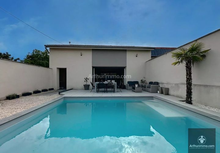Villa a Roanne, Loire, Roanne - € 419.000 | Ref: 85535881 - foto 1