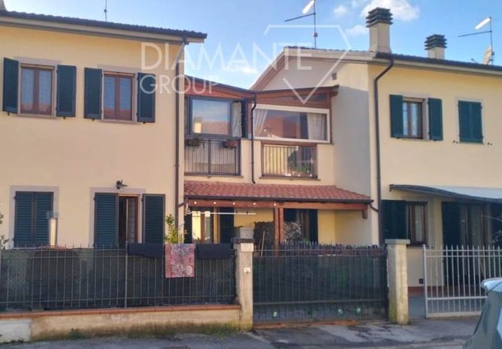 Rækkehus i Cortona, Arezzo, Cortona - € 180.000 | Ref: AR4357 - foto 1
