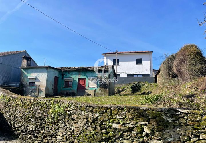 Tomt i Trofa, Porto, Trofa - € 78 000 | Ref: 240-T-26151 - foto 1