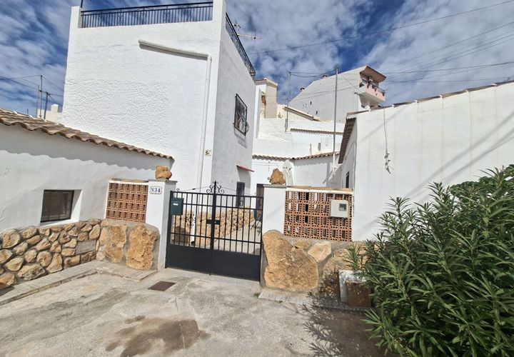 Cave house i Freila, Granada, Freila - € 149.000 | Ref: IZ-624-G - foto 1
