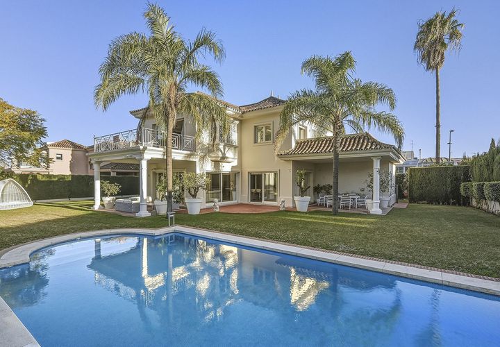 Villa i Guadalmina, Malaga, Guadalmina - € 2.200.000 | Ref: CDS5217901-FO - foto 1