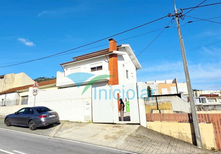 Villa i Fanzeres, Porto, Fanzeres - € 395.000 | Ref: 11/2026 - foto 1