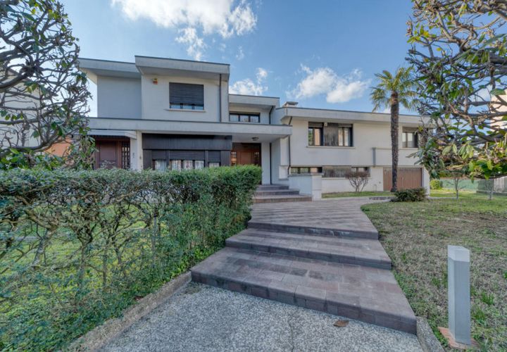 Villa a Padua, Padua, Padua - € 750.000 | Ref: VR0998 - foto 1