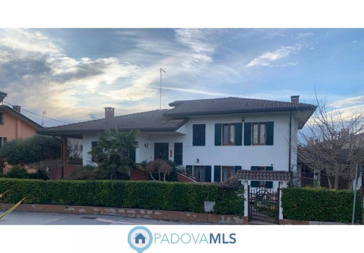 Villa a Bovolenta, Padua, Bovolenta - € 235.000 | Ref: MLS2101-1210 - foto 1
