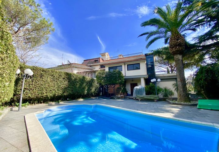 Villa i Rome, Rome, Rome - € 960.000 | Ref: AA577 - foto 1