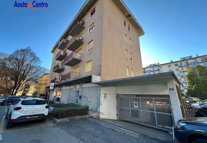 Parkeringsplads i Aosta, Aosta Valley, Aosta - € 22.000 | Ref: 5730 - foto 1