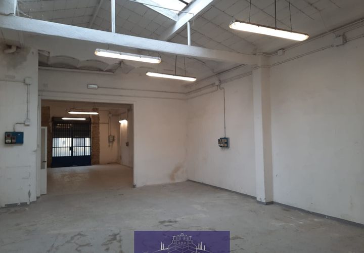 Erhvervsejendom i Florence, Florence, Florence - € 325.000 | Ref: a26081 - foto 1