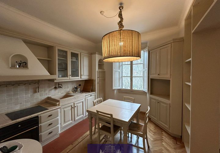 Apartament a Florence, Florence, Florence - € 2.200/mes | Ref: a26088 - foto 1