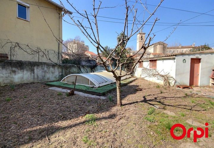 Helårsgrund i Marseille, Bouches-du-Rhone, Marseille - € 283.500 | Ref: ZL8H-8Y2-8LC - foto 1