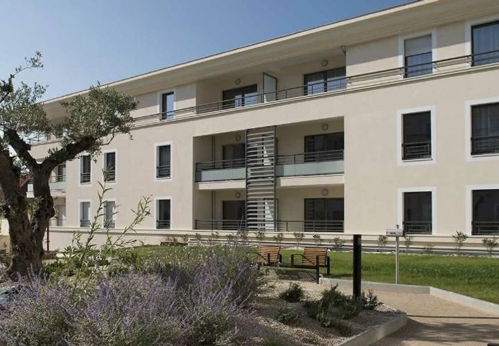 Erhvervsejendom i Orange, Vaucluse, Orange - € 164.000 | Ref: 98A04820F7CE441E - foto 1