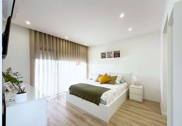 Villa a Entroncamento, Santarem, Entroncamento - € 420.000 | Ref: 01910-26 - foto 1