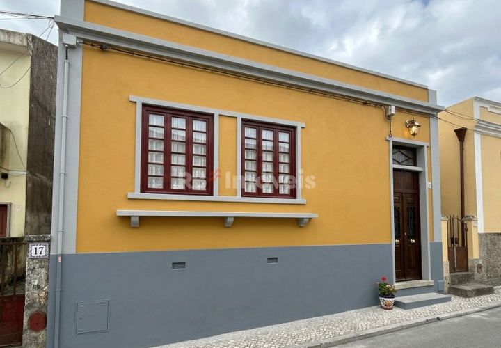 Villa a Entroncamento, Santarem, Entroncamento - € 167.500 | Ref: 01904-26 - foto 1