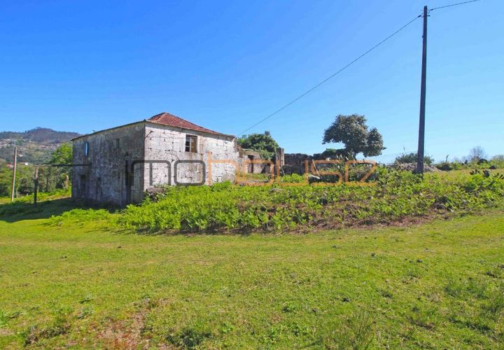 Farm i Cinfaes, Viseu, Cinfaes - € 225.000 | Ref: 00844FR - foto 1
