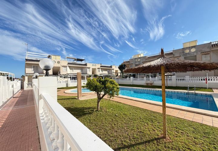Bungalou a Torrevieja, Alicante, Torrevieja - € 164.900 | Ref: A11291/6084 - foto 1