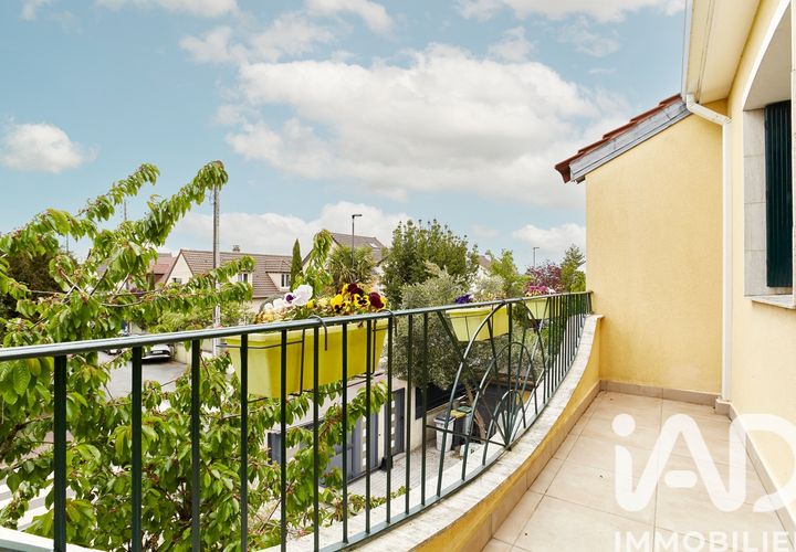 Villa en Rueil-Malmaison, Hauts-de-Seine, Rueil-Malmaison - € 1.060.000 | Ref: 71664 - photo 1