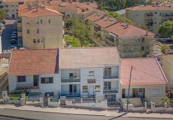 Villa em Almada, Setubal, Almada - € 395.000 | Ref: DH942 - foto 1