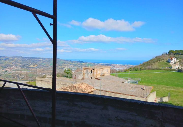 Terra a Colonnella, Teramo, Colonnella - € 680.000 | Ref: 7013 - foto 1