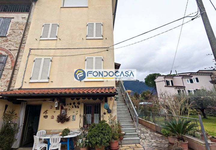 Villa a Camaiore, Lucca, Camaiore - € 325.000 | Ref: fdm663 - foto 1