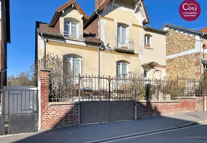 Villa i Soissons, Aisne, Soissons - € 439.700 | Ref: getkey_u_515795840 - foto 1