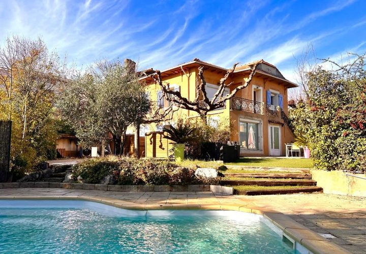 Villa i Marseille, Bouches-du-Rhone, Marseille - € 640.000 | Ref: getkey_c_172008700 - foto 1